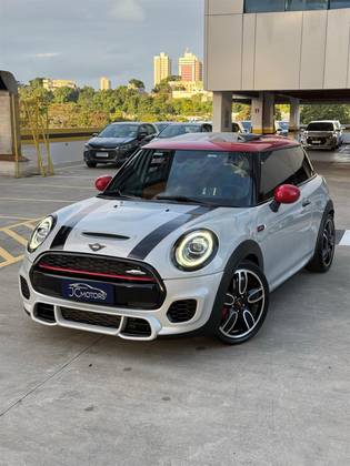 MINI COOPER 2.0 16V TWINPOWER GASOLINA JOHN COOPER WORKS 2P STEPTRONIC MINI COOPER 2.0 16V TWINPOWER GASOLINA JOHN COOPER WORKS 2P STEPTRONIC